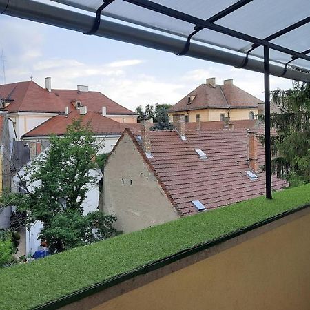 Eszterlanc Apartman Еґер Екстер'єр фото