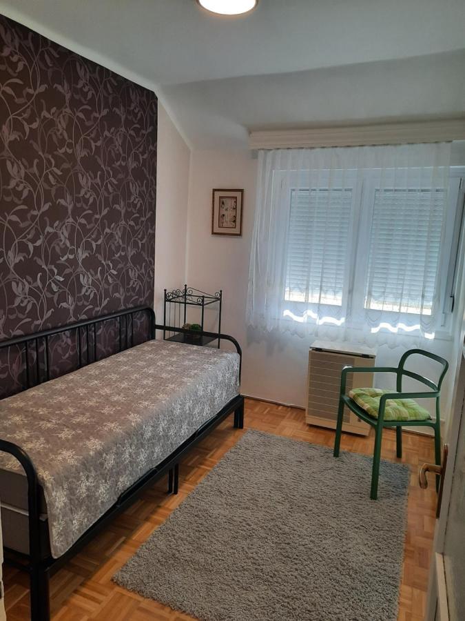Eszterlanc Apartman Еґер Екстер'єр фото